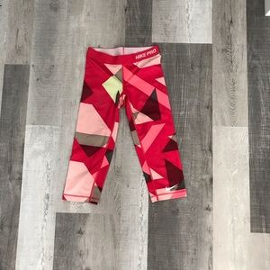 Nike Pro Dri-Fit Geometric Capris Leggings